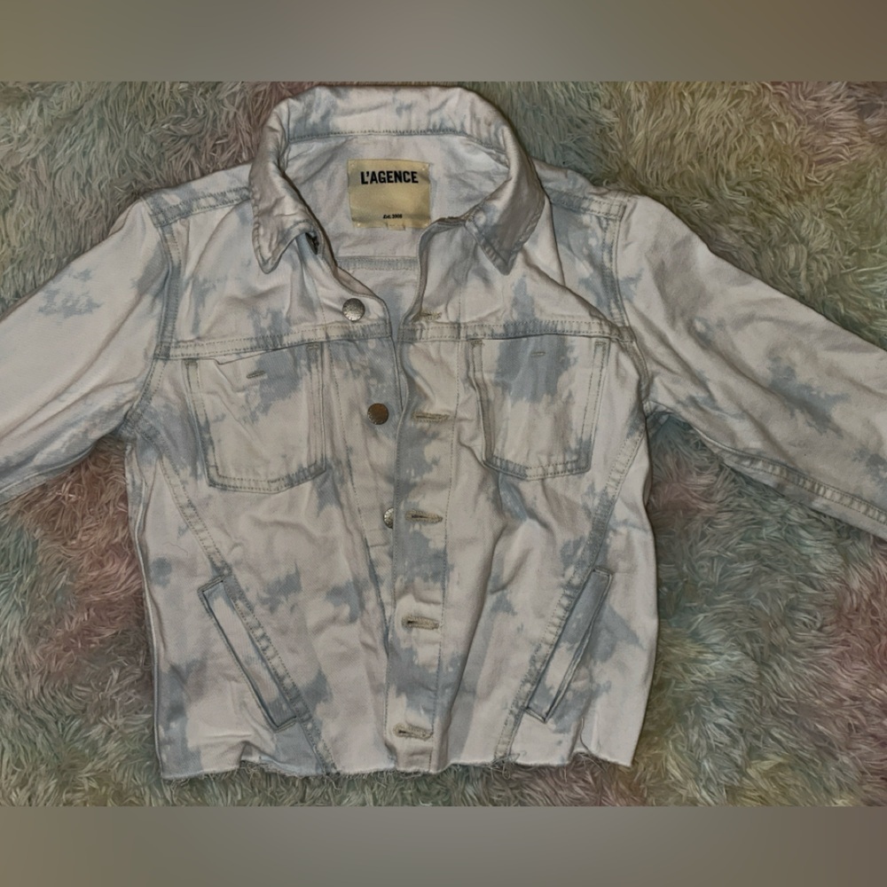 New L'AGENCE Janelle denim jacket in Light Blue acid wash Size Petite Small - Picture 2 of 10